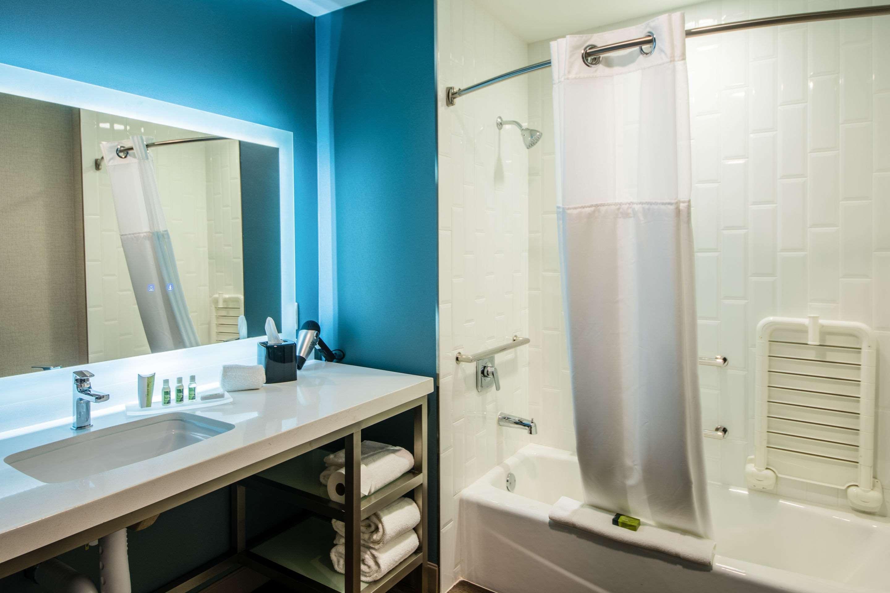 Cambria Hotel Mcallen Convention Center Экстерьер фото