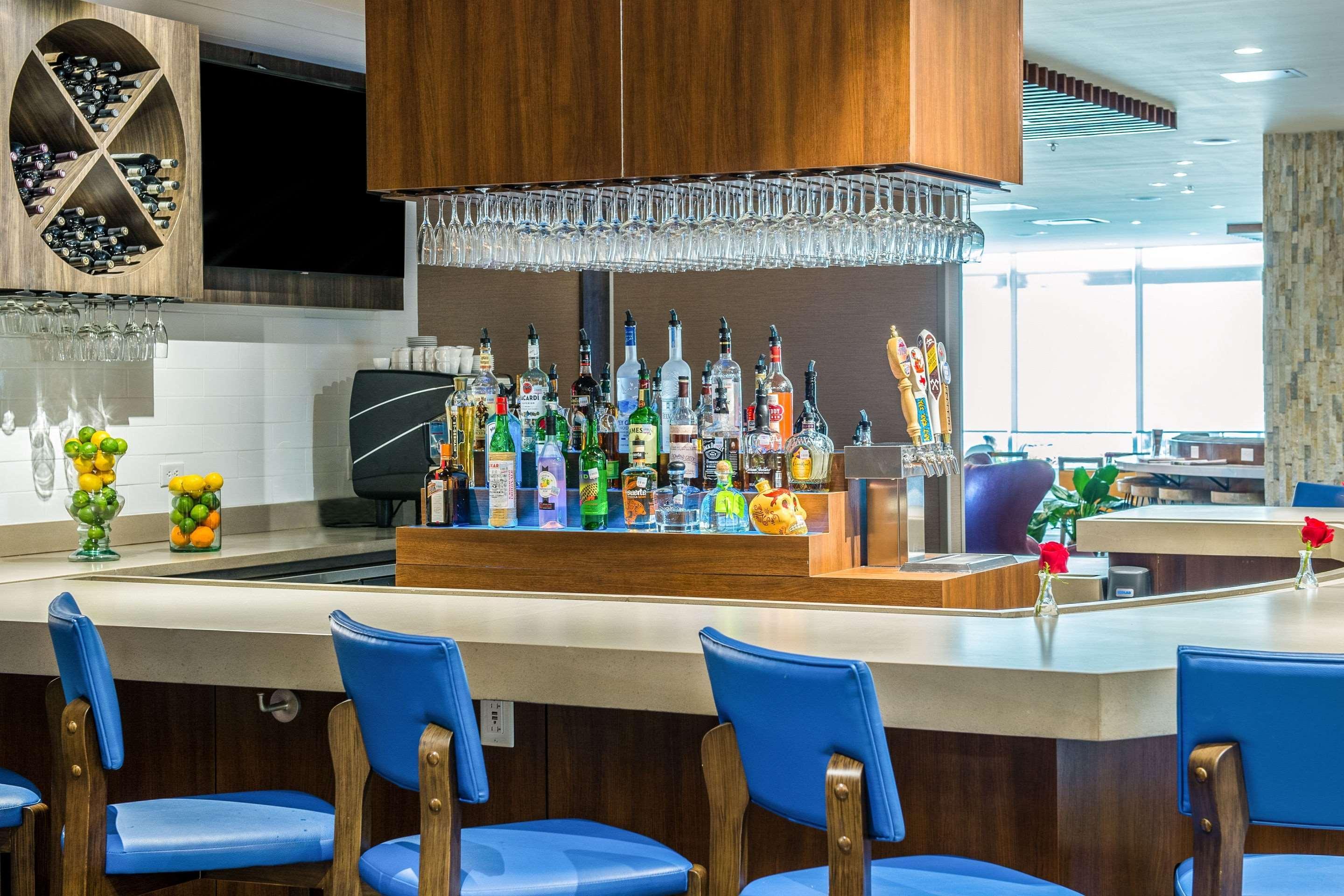 Cambria Hotel Mcallen Convention Center Экстерьер фото