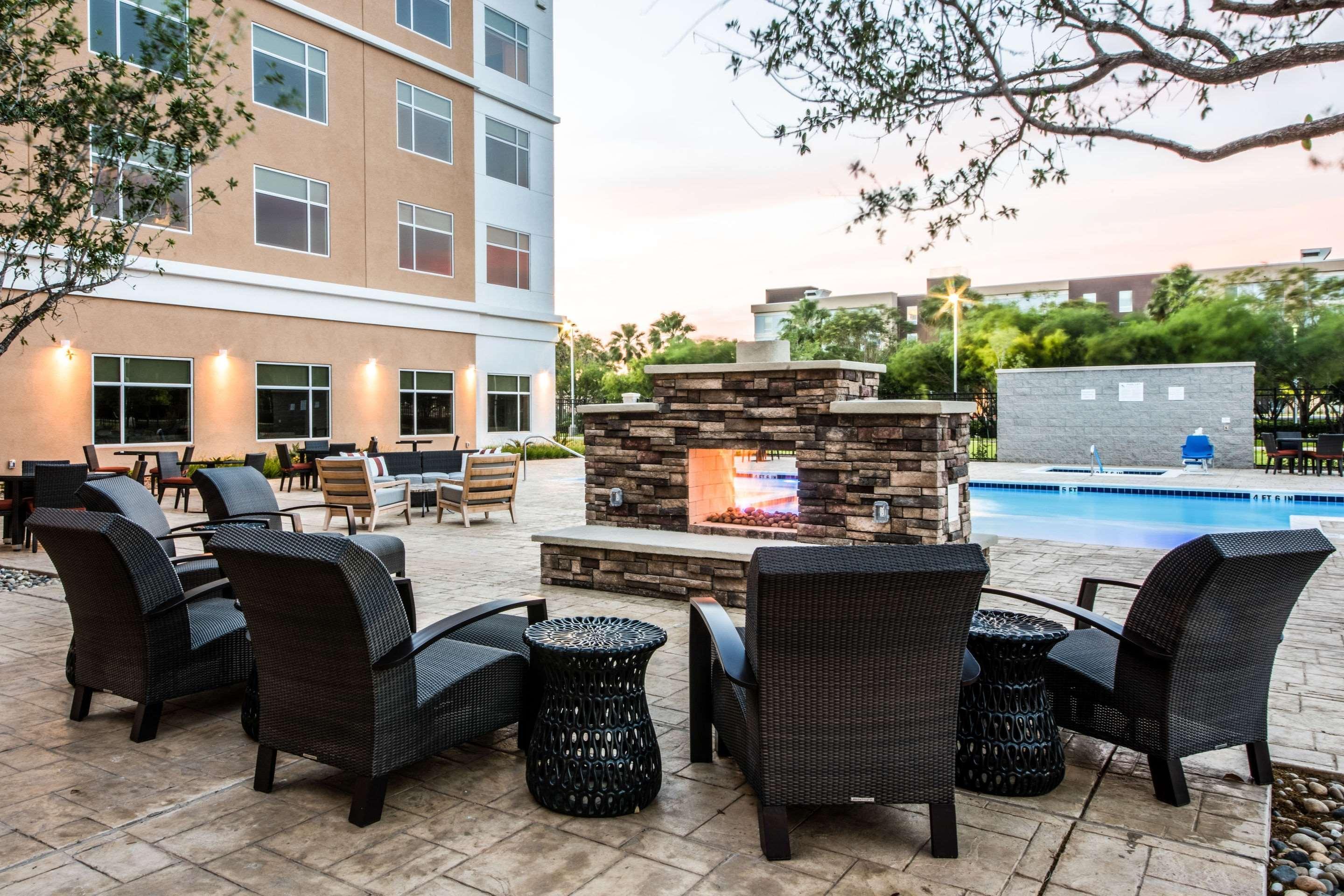 Cambria Hotel Mcallen Convention Center Экстерьер фото