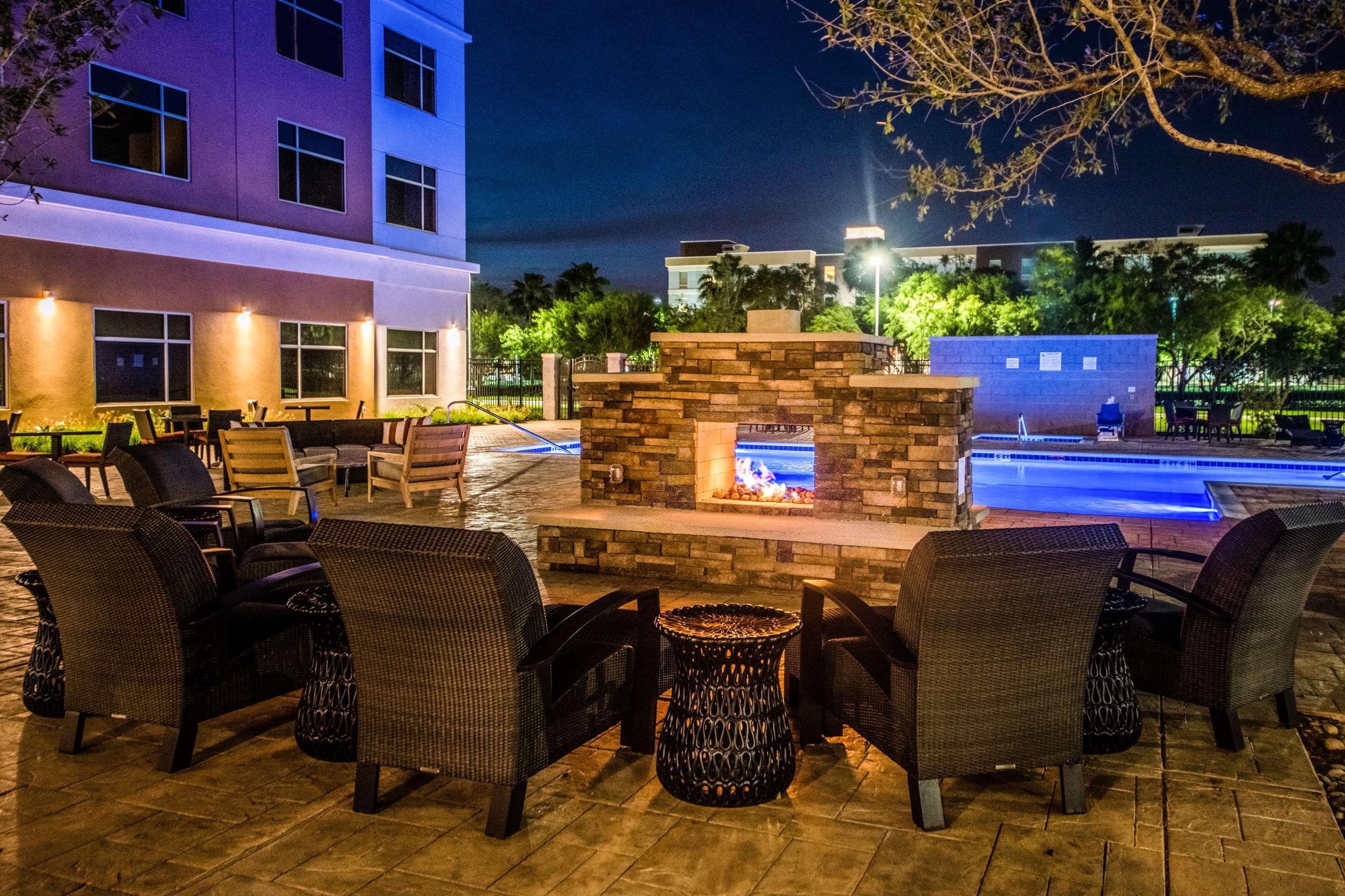 Cambria Hotel Mcallen Convention Center Экстерьер фото