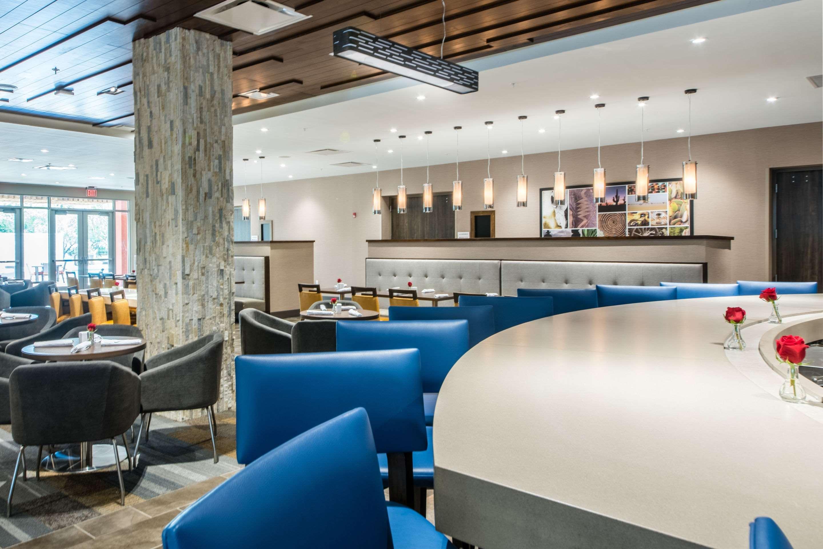 Cambria Hotel Mcallen Convention Center Экстерьер фото