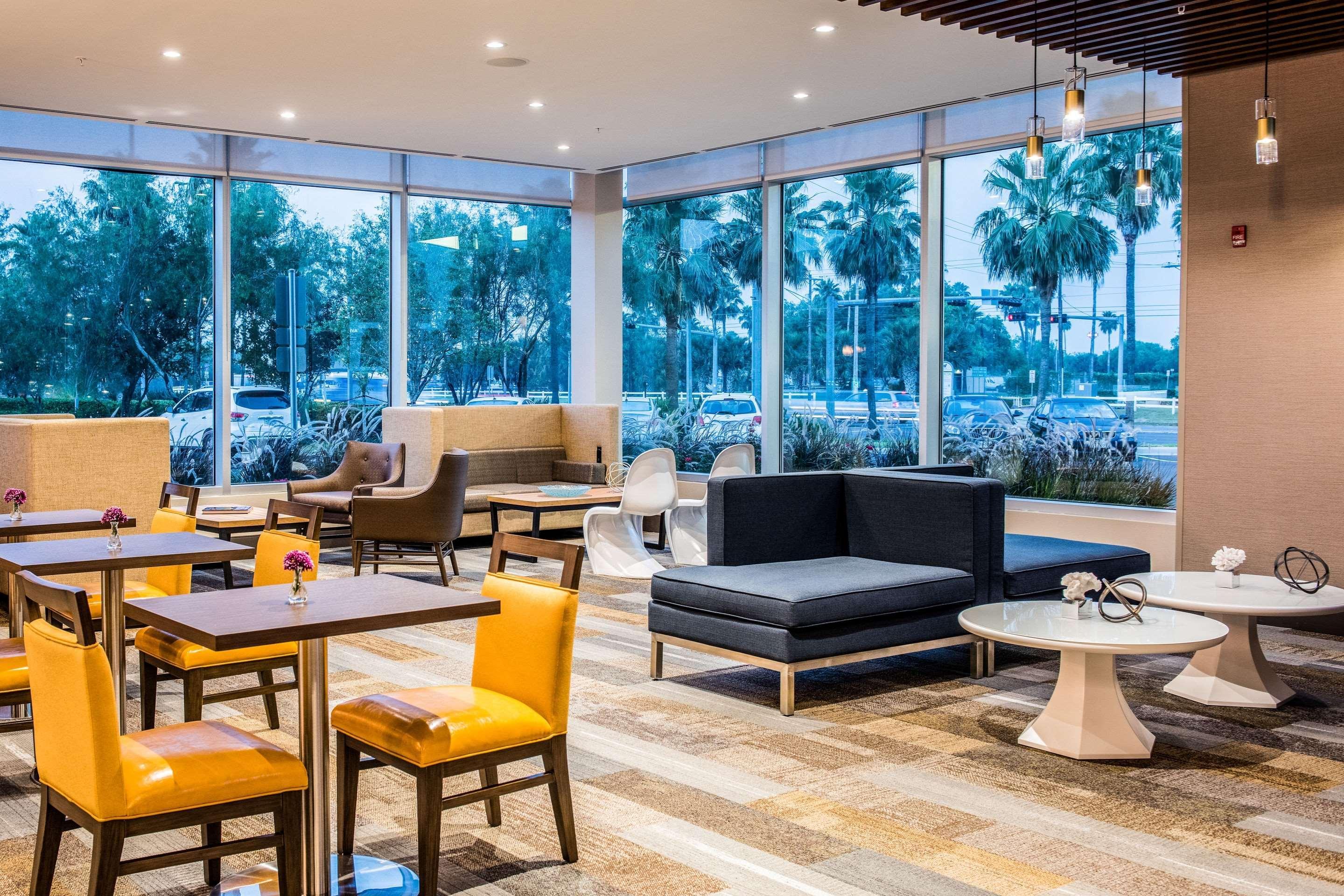 Cambria Hotel Mcallen Convention Center Экстерьер фото